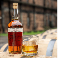 SPECIAL OFFER BUNDLE DEAL - Eagle Rare 10 Year Old Kentucky Straight Bourbon & Buffalo Trace Traveller Bourbon Whiskey