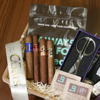 CGars Exclusive Cigar Hamper - Gift Sampler - 4 Cigars and Accessories