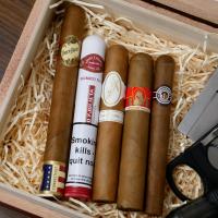 Ultimate Mixed Gift Box Sampler - 5 Cigars with Cutter and Lighter