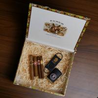Cuban Beginners Gift Box Sampler - 4 Cigars & Accessories