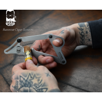 SLIGHT SECONDS - Smoking Moses Razorcut Fox Knives Cigar Scissors - Black