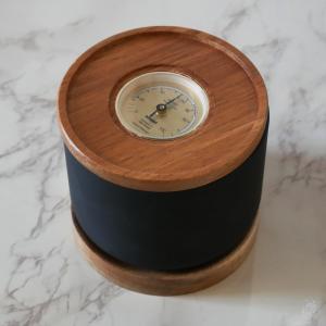 Adorini Tobacco Storing Jar With Hygrometer - Medium