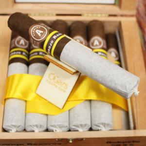 Aladino Corojo Reserva Robusto Cigar - 1 Single