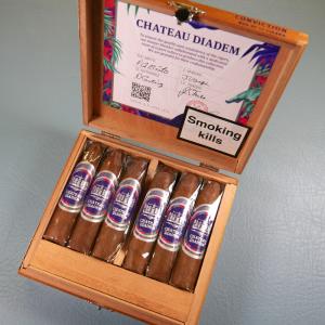 Chateau Diadem Conviction Petit Belicoso Cigar - Box of 12