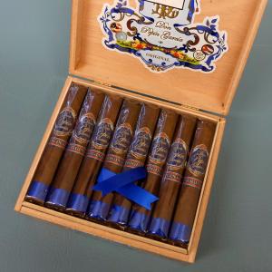 Don Pepin Garcia Blue Label Invictos Robusto Cigar - Box of 24