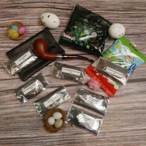 Easters Past & Present Pipe Tobacco Sampler - Pipe & 7 x 5g
