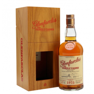 Glenfarclas 40 Year Old 1975 Family Casks Release Winter 2015 Cask #1185 - 45% 70cl