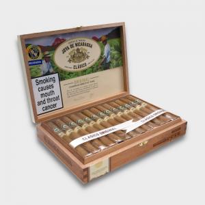 Joya de Nicaragua Clasico Seleccion B Cigar - Box of 25