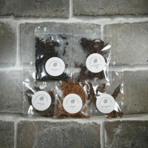 A Selection of Kendal Pipe Tobacco Sampler - 5 x 10g