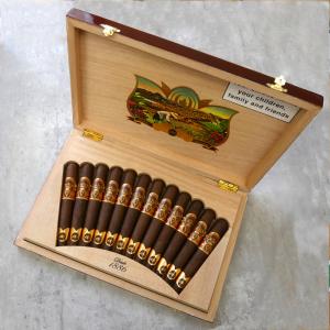 Oliva 135 Aniversario Serie V Edicion Real Cigar - Box of 12