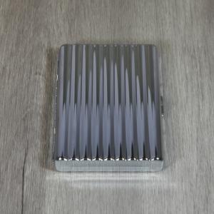 Metal Silver Ribbed Design Cigarette Case - Fits Up To 18 Superking Cigarettes