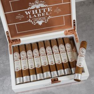 Rocky Patel White Label Robusto Cigar - Box of 20