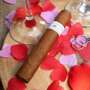 Wedding Cigar Band - MAID OF HONOUR - Just Married Red Heart Design