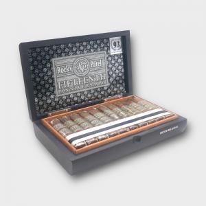 Rocky Patel 15th Anniversary Petit Belicoso Cigar - Box of 20