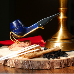 Smokes Of The Past Royal Brog Pipe Tobacco Sampler - Pipe & 10 x 5g