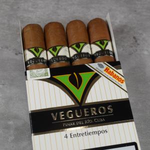 Vegueros Entretiempos Cigar - Pack of 4