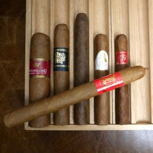 Weekends Pick and Mix Cigar Sampler - 6 Cigars