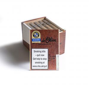 Flor De Oliva Robusto Cigar - Cabinet of 25
