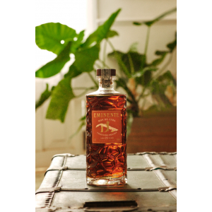 Eminente DL 25 Year Old Coleccion Privada Rum - 45.2% 70cl