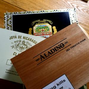 Empty Cigar Box - Perfect for Guitars - LUCKY DIP