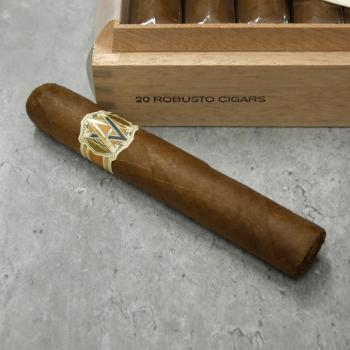 AVO Classic Robusto Cigar - 1 Single