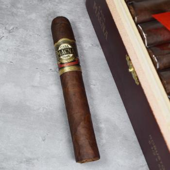 Casa Magna Colorado Robusto Cigar - 1 Single (End of Line)
