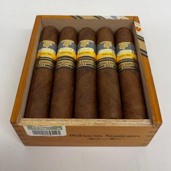 Cohiba Robusto Supremos Cigar (Limited Edition 2014) - Box of 10