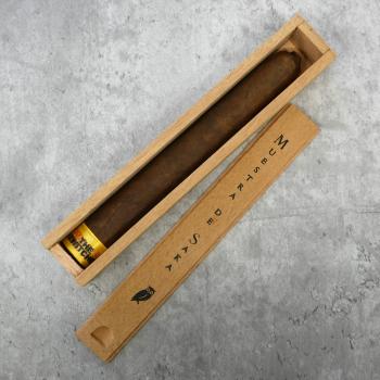 Dunbarton Tobacco & Trust Muestra de Saka The Bewitched Cigar - 1 Single