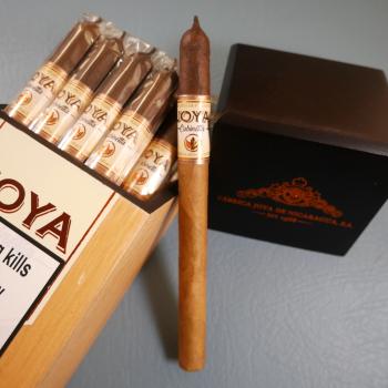 Joya de Nicaragua Cabinetta Lancero Cigar - 1 Single