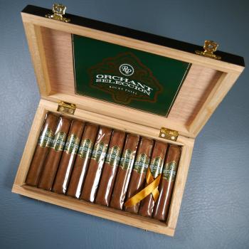 Rocky Patel Orchant Seleccion Petit Robusto Cigar - Box of 10