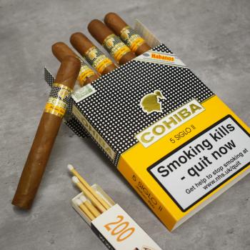 Cohiba Siglo II Cigar - Pack of 5