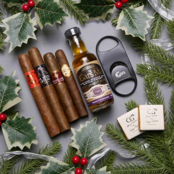 Christmas Spirit and Smoke Gift Box Sampler - 4 Cigars with Cutter and Miniature