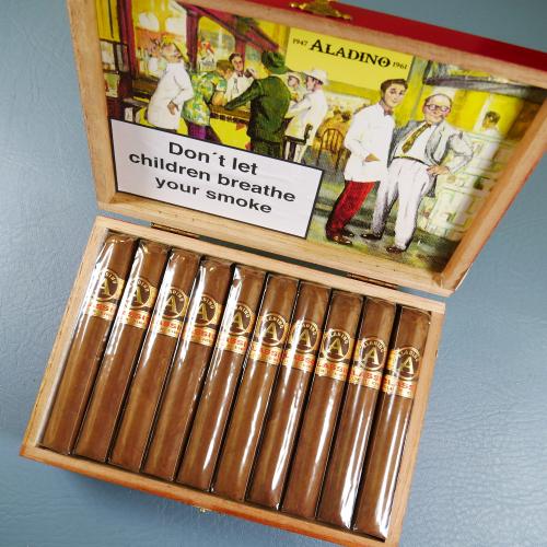 Aladino Classic Robusto Cigar - Box of 20