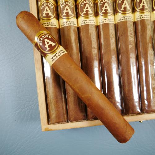Aladino Vintage Selection Toro Cigar - 1 Single