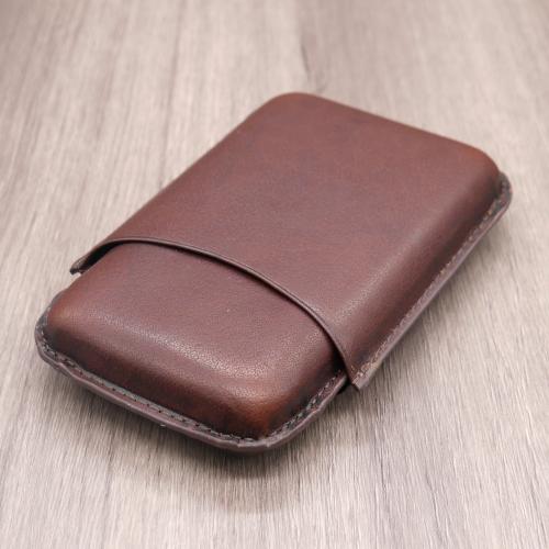 Artamis Robusto Brown Leather Cigar Case - Fits 3 Cigars