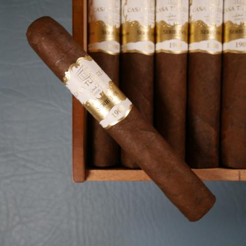 Casa Turrent 1901 Robusto Maduro Cigar - 1 Single