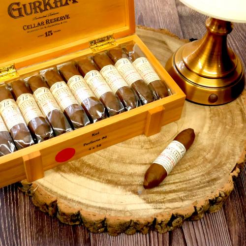 Gurkha Cellar Reserve 15 Year Old Koi Perfecto Cigar - Box of 20