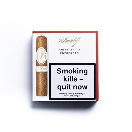 Davidoff Aniversario Entreacto Cigar - Pack of 4