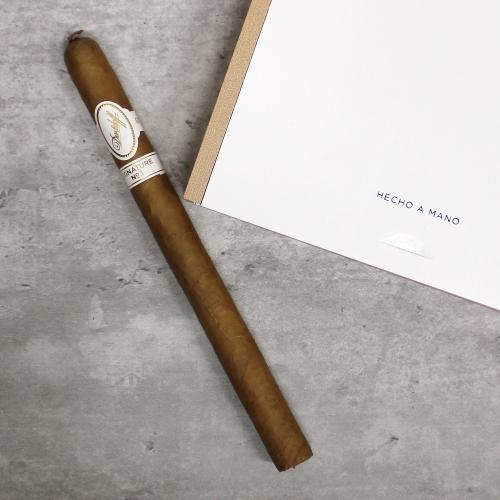 Davidoff Signature No. 1 Limited Edition 2023 Cigar - 1 Single
