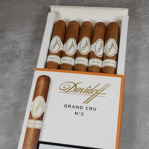 Davidoff Grand Cru No. 2 Cigar - Pack of 5