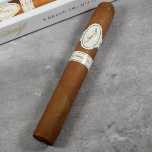 Davidoff Grand Cru No. 3 Cigar - 1 Single (End of Line)