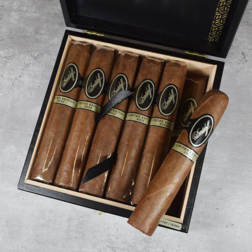 Davidoff Discovery Limited Edition 2022 Gran Toro Cigar - Box of 12