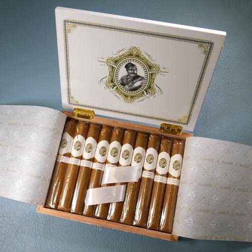 Gurkha Coleccion Especial Toro - Box of 10