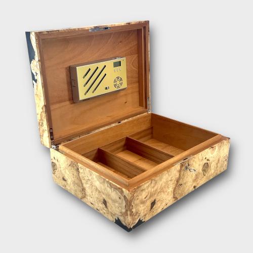 Jonathon Vaiksaar River Large Humidor - Horse Chestnut - 180 Cigar Capacity