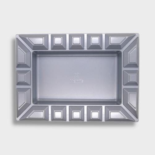 Mantis Mesa Rectangular Ashtray - Silver - 16 Cigar Rests
