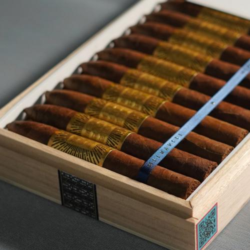 Meerapfel Meir Master Blend Limited Edition Pyramid Cigar - Box of 25