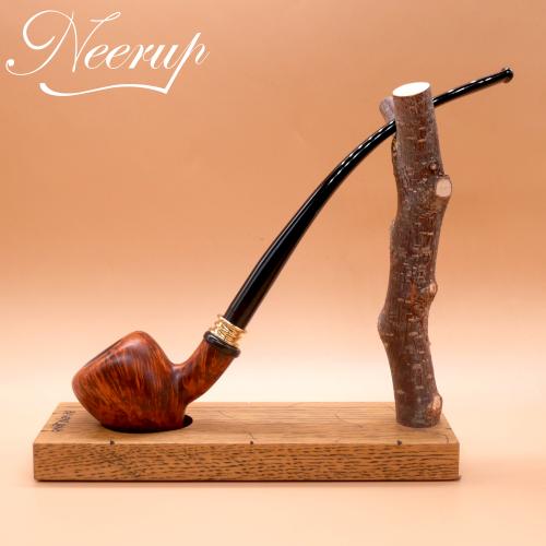 Neerup Classic Series gr 4 Smooth Bent 9mm Filter Fishtail Pipe (NEER259)