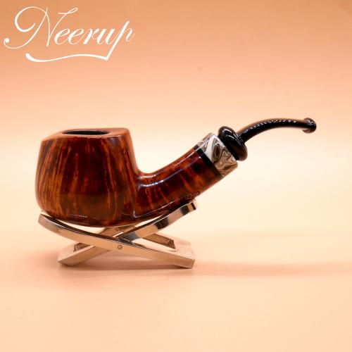 P Jeppesen IDA Handmade gr 4 Smooth Bent No Filter Fishtail Pipe (NEER270)