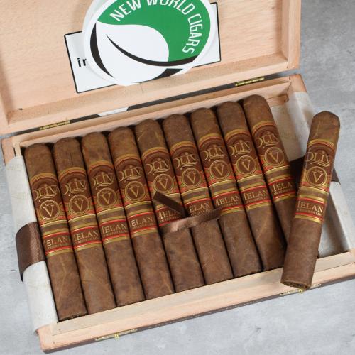 Oliva Serie V Melanio Gran Reserva No. 4 Petit Corona Cigar - Box of 10