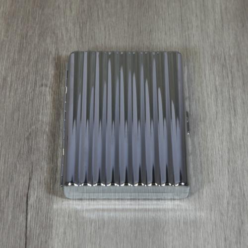 Metal Silver Ribbed Design Cigarette Case - Fits Up To 18 Superking Cigarettes